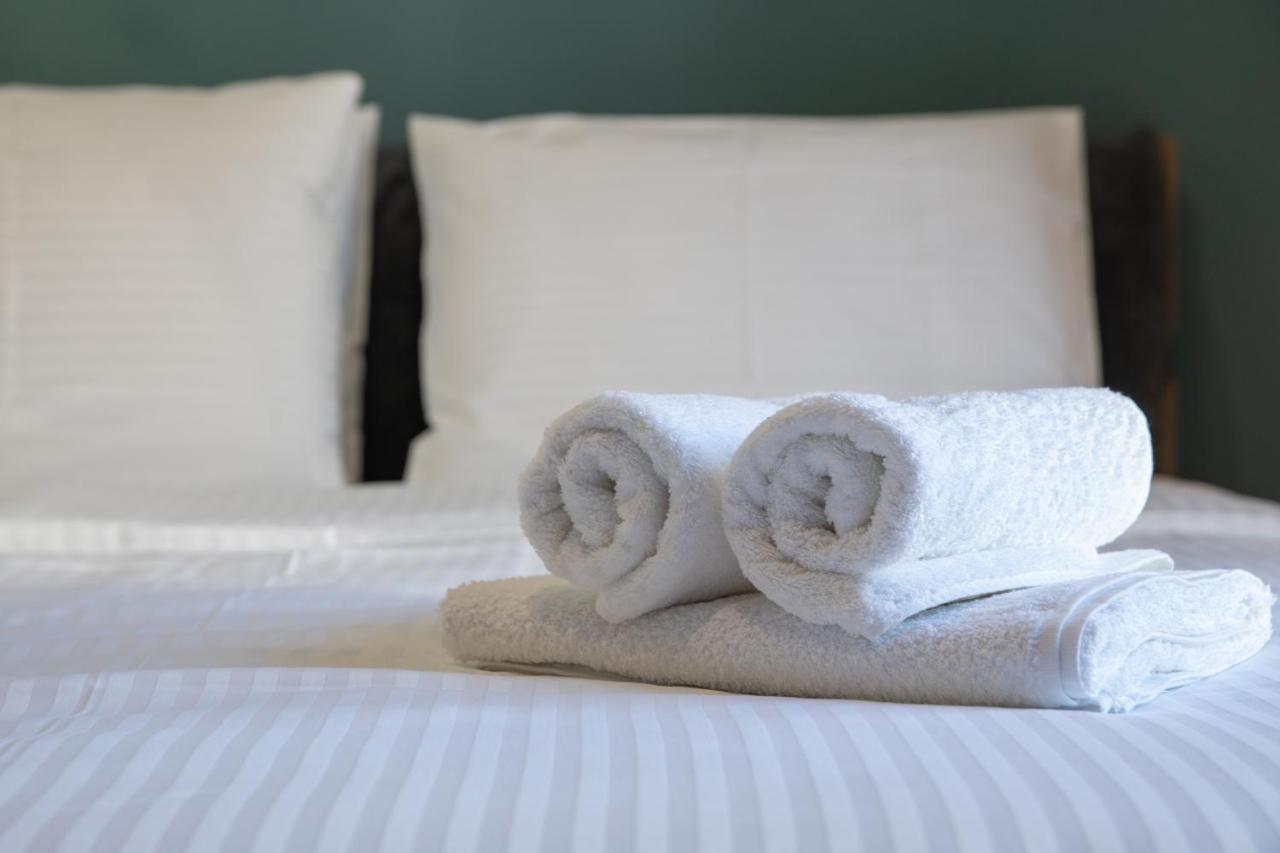 Petrino Suites Mesolonghi Mesolóngion Екстериор снимка